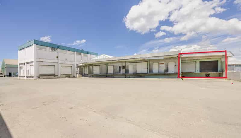 500 Williams Street, Mahora