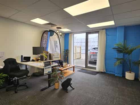 Flexible commercial space on King Street North