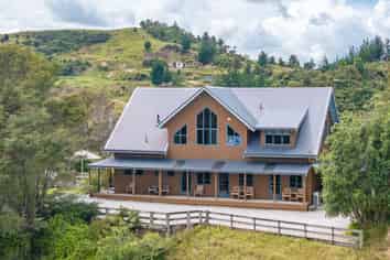 Retirement Looming - Lifestyle & Income 7 bedrooms