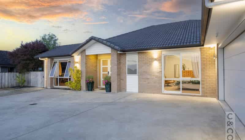 23 Turpin Road, Riverhead