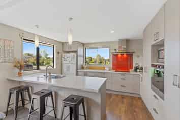 48 Reginald St, Burwood
