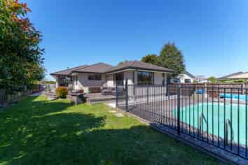 48 Reginald St, Burwood