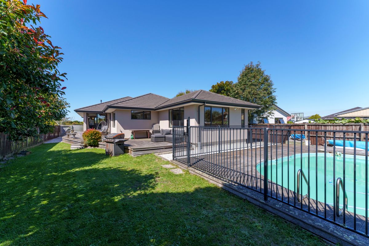 Post Earthquake! 3 bed+office, Burwood