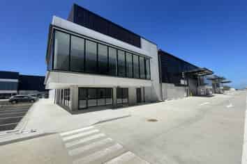 Near New Industrial |12.0m Stud Height