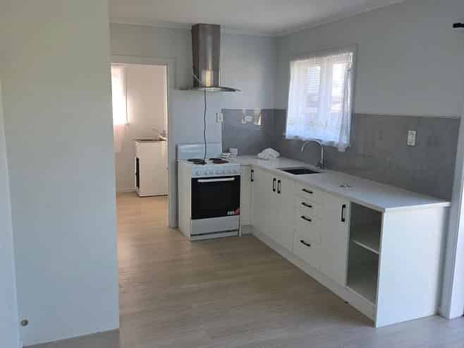 1/22 Sutton Cresent , Papakura