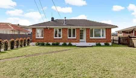 1/22 Sutton Cresent , Papakura