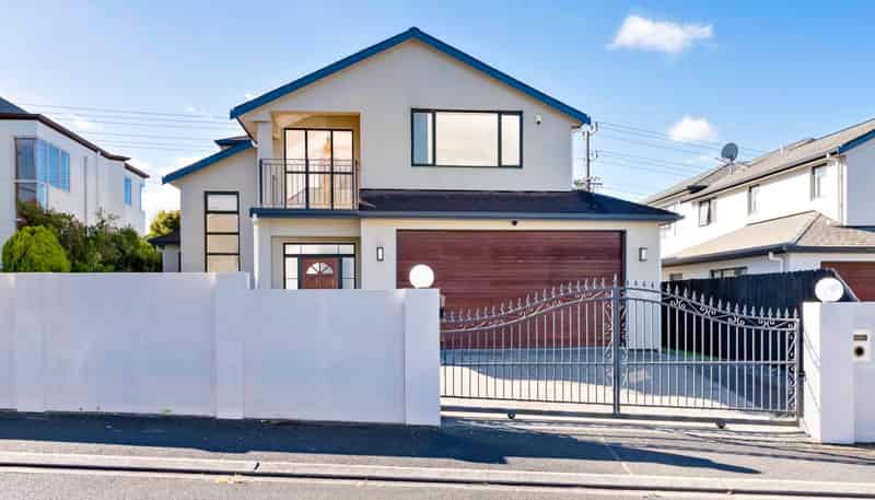 151c Hobsonville Road, West Harbour