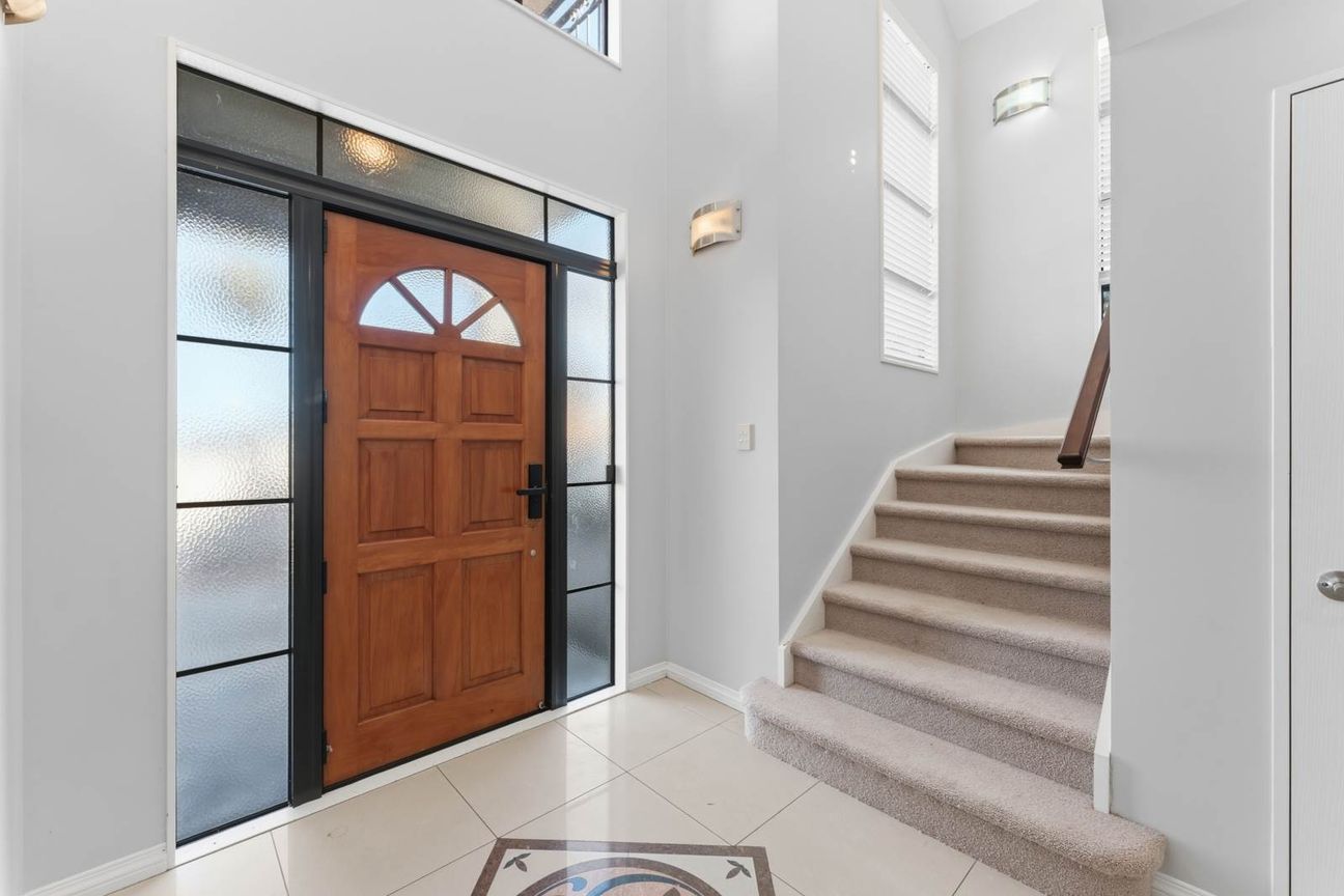 Spacious 5 bedroom Home - Sensational Sea Views! - Widok 4