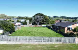 56 Walker Street, Riverton