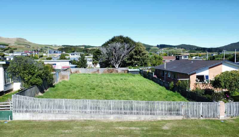 56 Walker Street, Riverton