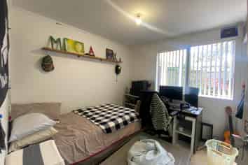 471 Weymouth Road, Weymouth