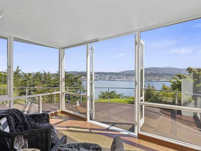 30 Glengyle Street, Vauxhall