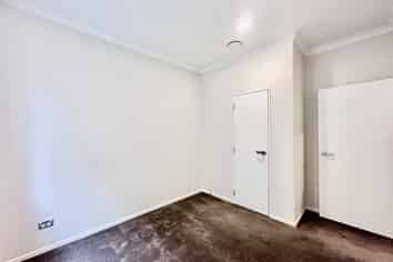 28 Drumbuoy Drive, Flat Bush