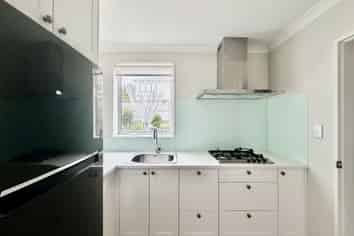 28 Drumbuoy Drive, Flat Bush