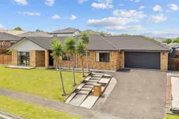 61 Senator Drive, Manurewa