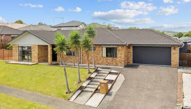 61 Senator Drive, Manurewa