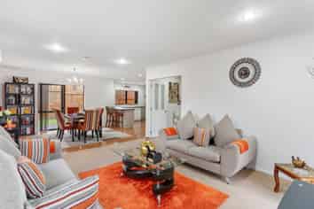 61 Senator Drive, Manurewa