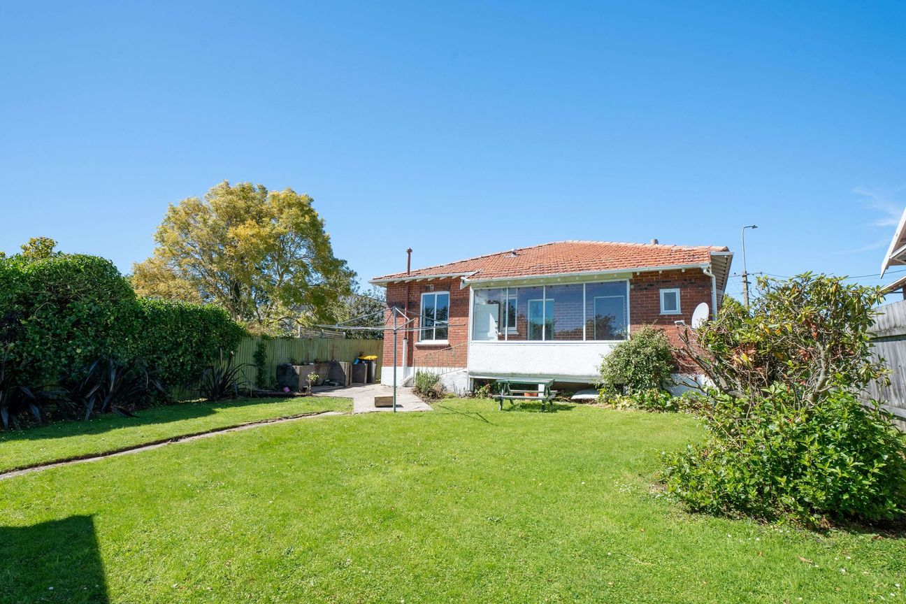 Solid Home, Significant Potential - Vista 6