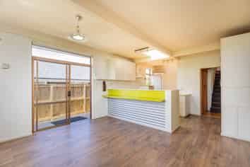 64 Catherine Crescent, Whitianga