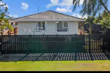 39A Chipping Lane, Redwood