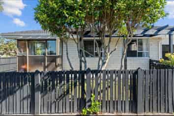 39A Chipping Lane, Redwood