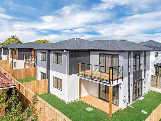 Unit 2/58 Churchill Avenue, Manurewa