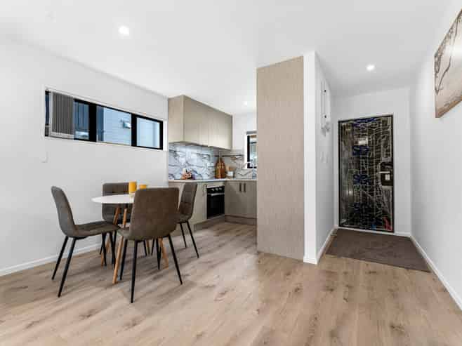 Unit 9/58 Churchill Avenue, Manurewa