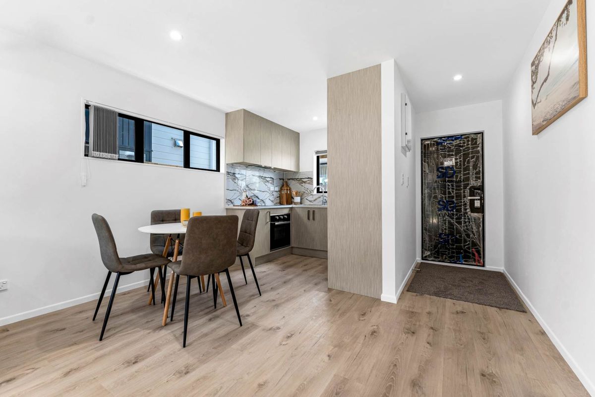Secure a Solid Investment in Growing Manurewa - Vista 6