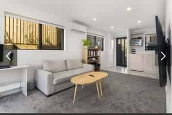 2/137 View Road, Sunnyvale