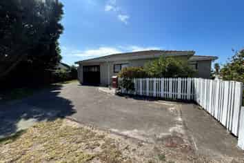 53 Gloucester Road, Mount Maunganui