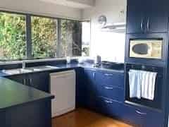 42B Duncansby Road, Stanmore Bay