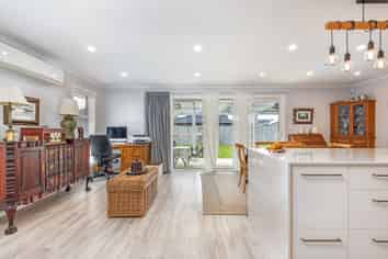 96 Johnstone Drive, Fitzherbert