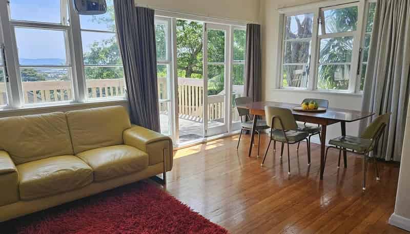 6 Simmonds Avenue, Mount Roskill