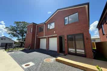 B/28 Pinedale Place, Henderson