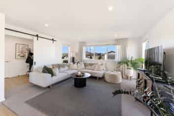 110 Faulks Drive, Lincoln