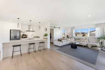 110 Faulks Drive, Lincoln