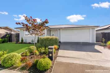 110 Faulks Drive, Lincoln