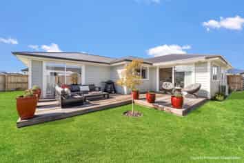 110 Faulks Drive, Lincoln