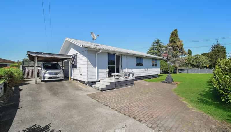 2a Hunua Road, Papakura