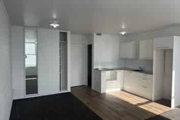 Auckland - Address withheld