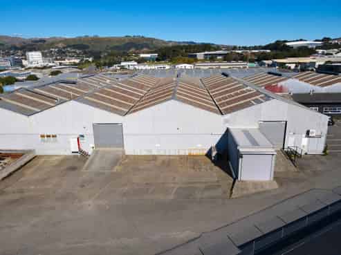 Big Warehousing in Large Industrial Complex
