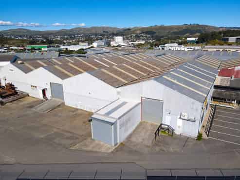 Big Warehousing in Large Industrial Complex