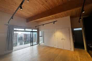 Auckland - Address withheld