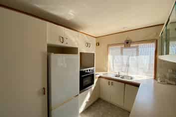 28A Great South Road, Manurewa