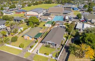 9 Hamilton Crescent, Whitianga