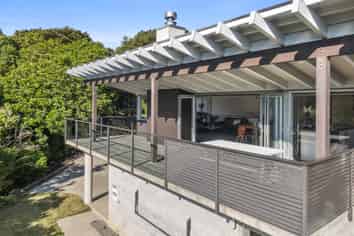 77 Onetangi Road, Onetangi