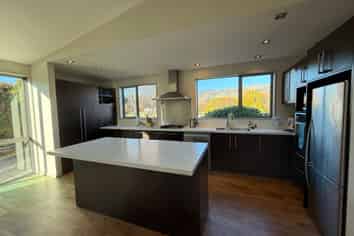 4 Elite Court, Cromwell