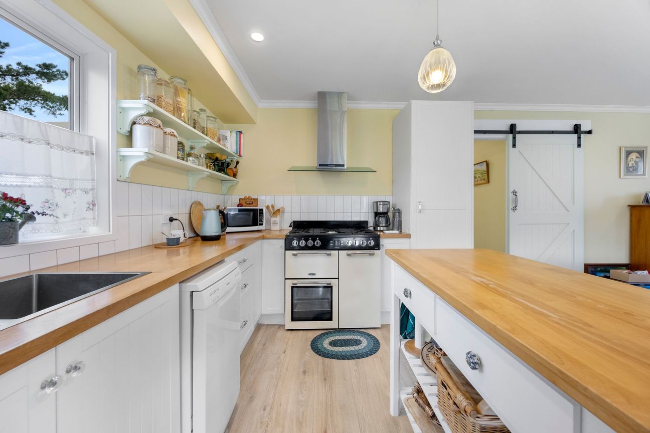1 Ataahua Place Featherston - Vista 2