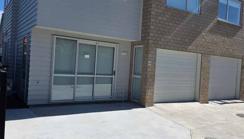 a/5A Kerrydale road, Manurewa