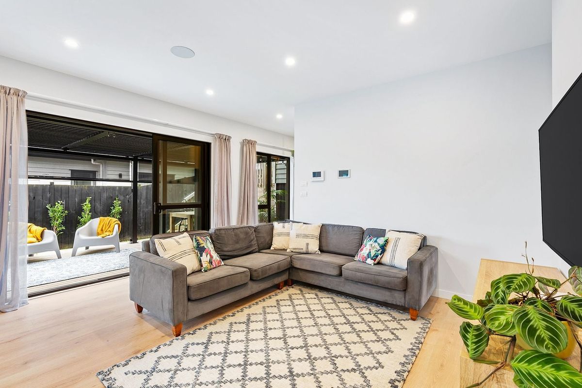 5 bed + 5 bath - Executive Furnished Rental Orewa - Flere